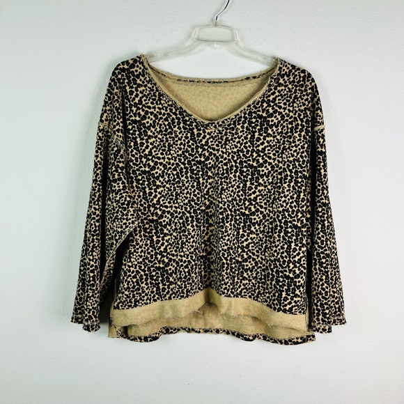 NWOT POL oversized cheetah long sleeve top - Picture 3 of 7